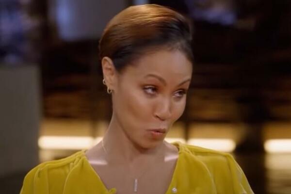 GLUMICA UHVAĆENA KAKO MASTURBIRA, ŠOK SNIMAK: Evo sa koliko godina je POČELA SA TIM (VIDEO)