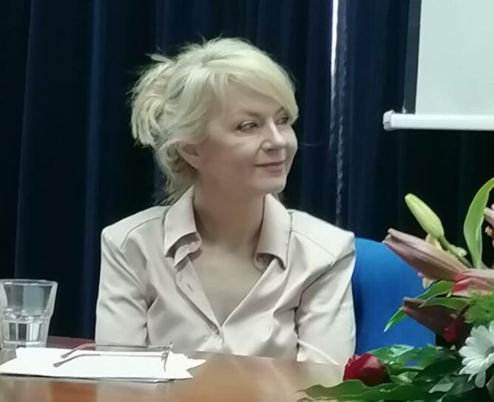 Dr. Olivera Vuković