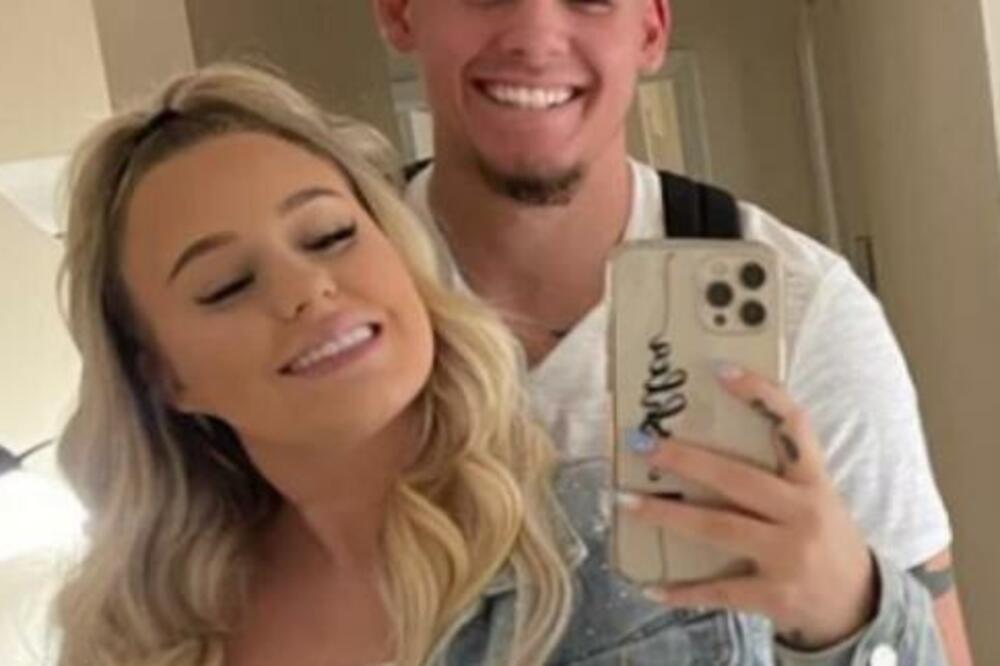 RODILA JE, PA SU SINA PONOVO VRATILI U UTROBU! Razlog je NAJMORBIDNIJI IKAD