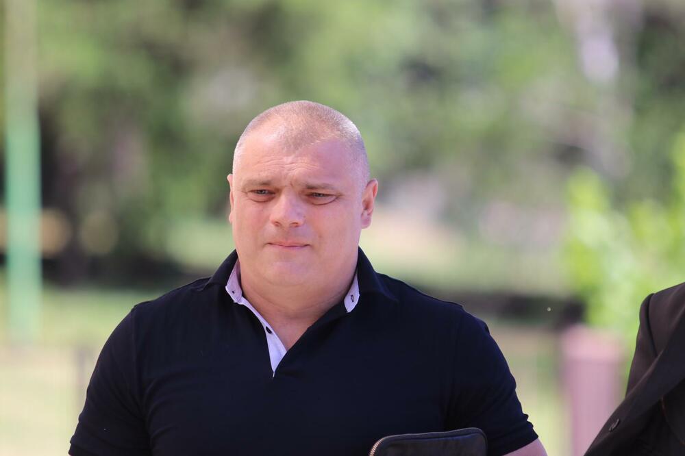 EVO KAKO SE BRANIO BIVŠI NAČELNIK PU MILORAD ŠUŠNJIĆ: Tereti se da je po Dijaninom nalogu stavio Eleza na mere!