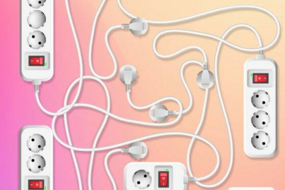 OVA MOZGALICA JE MNOGE BACILA NA RAZMIŠLJANJE: Koliko telefona se može napuniti ODJEDNOM? (FOTO)