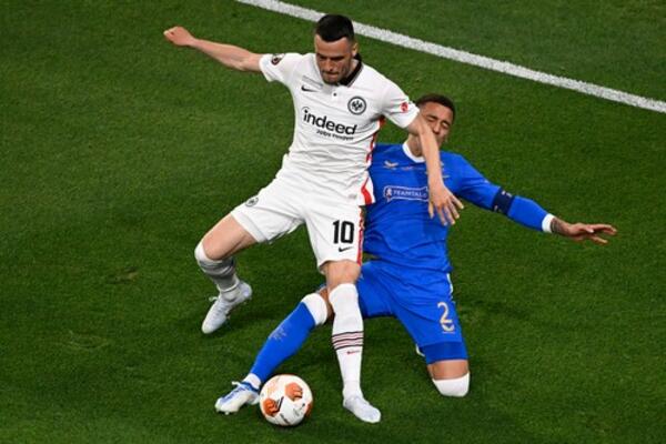 KOSTIĆ DOLAZI KOD VLAHOVIĆA! Filip pristao na uslove, čeka se dogovor klubova!