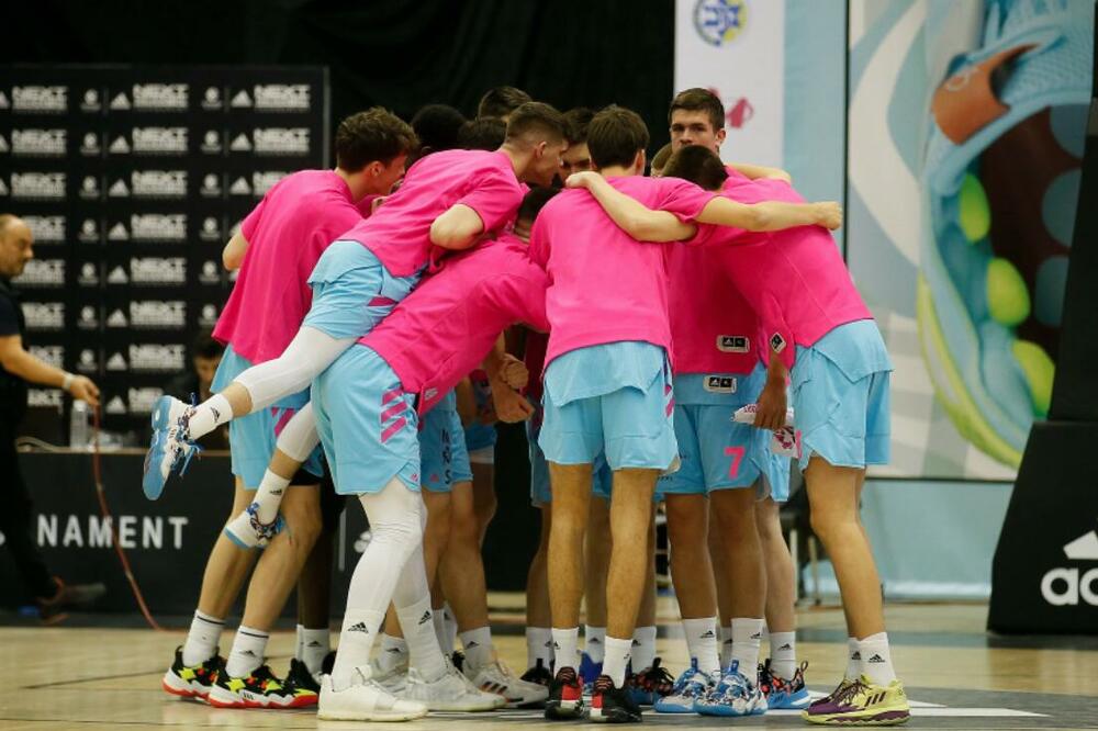 MEGA POKORILA EVROLIGU! Treća sreća!