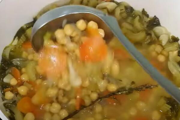 OVU BILJKU NEMA KOJI SRBIN NE VOLI, A RETKO KO ZNA DA JE NAJJAČA ZA ZDRAVLJE: U njoj ima NAJVIŠE GVOŽĐA, SPAS JE!