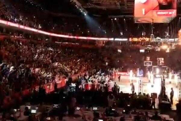 NEVIĐENA LUDNICA U BEOGRADU! Olimpijakos kao da igra na domaćem terenu, Efesu neće biti lako! (VIDEO)