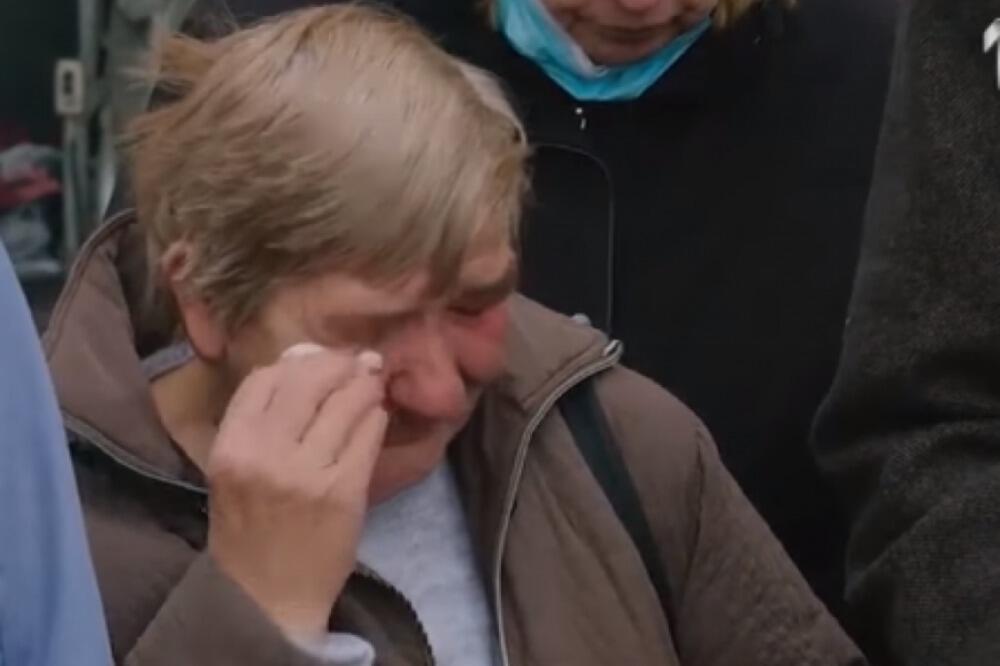 REKLI SU DA JE RODILA MRTVO DETE I IZBACILI JE IZ BOLNICE: Kada se on pojavio, NIKOME NIJE BILO DOBRO (FOTO)