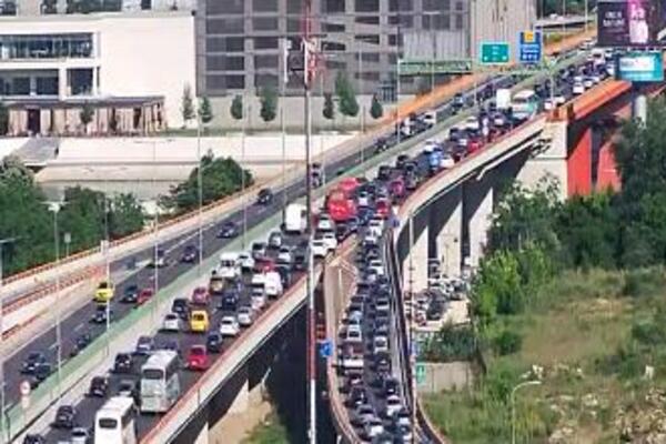 ZA TRI DANA SE SVE U BEOGRADU MENJA, OBJAVLJENE NOVE INFORMACIJE: Na snagu stupa "NOVOGODIŠNJI SAOBRAĆAJ"!