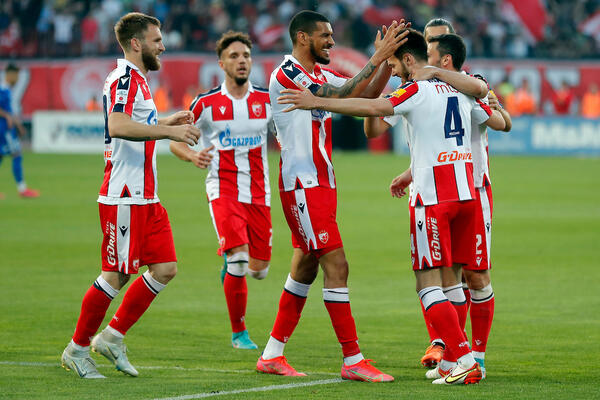 BOMBA NA POMOLU! Zvezda našla NAPADAČA, daje golove kao na traci!