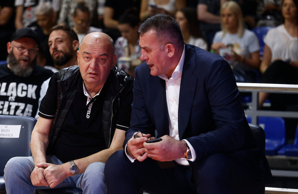 Zoran Savić u društvu Duška Vujoševića