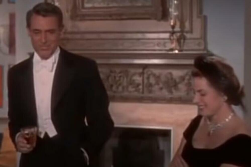 OTKRIVENO DA JE POZNATI GLUMAC GEJ?! "Trajalo je višestruko duže od običnog"