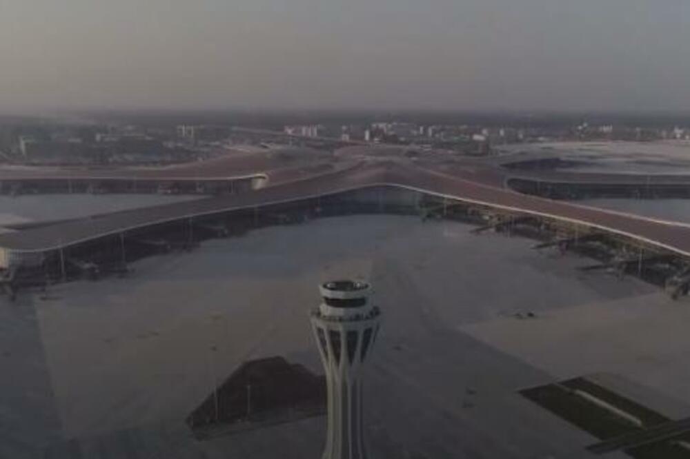 NOVI VAZDUŠNI KORIDOR U FUNKCIJI: Linija Peking-Guangdžou puštena u saobraćaj (VIDEO)