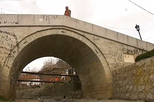 MOST KOJI JE IZGRAĐEN NA TEMELJIMA TRAGIČNE LJUBAVI: Da li ste čuli za legendu o "Romeu i Juliji iz Vranja"? (FOTO)