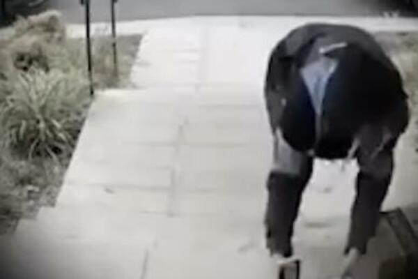 PA ZAR SE I TIME BAVITE: Umesto da je DOČEKAJU pozitivni komantari, ljudi JE OSULI PALJBAMA! (VIDEO)