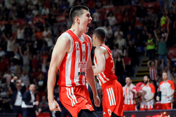 MITROVIĆ DONEO POBEDU! Zvezda se vratila iz dvocifrenog minusa i stigla do potpunog preokreta! (FOTO)