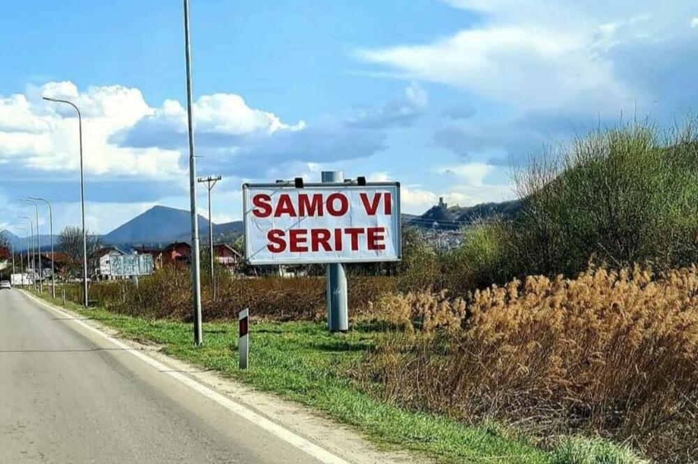 U BIHAĆU ŽIVE BOGOVI MARKETINGA: Neverovatno čega su se dosetili, URNEBESAN BILBORD!(FOTO)