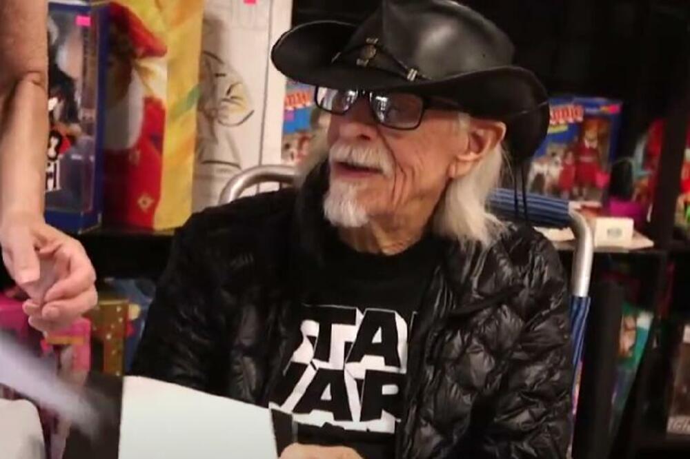 PREMINUO ČOVEK ČIJE SU DIZAJNERSKE IDEJE OBELEŽILE KULTNE FILMOVE: Stravične vesti su upravo JAVLJENE!