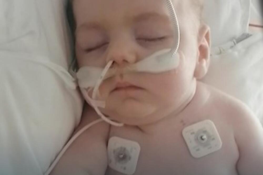 TODOR (1) JE ROĐEN ZDRAV, A U PORODILIŠTU SU KRENULE KOMPLIKACIJE: Vreme je KLJUČNO, neophodan NOVAC za LEČENJE!