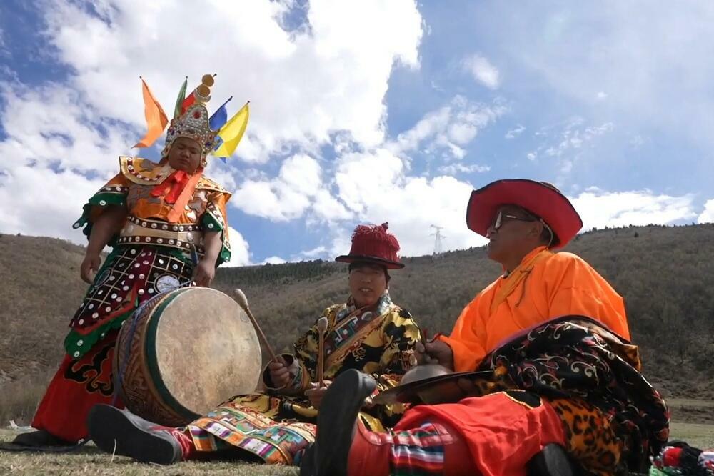 SVOJEVRSNI ŠARM TIBETANSKE OPERE: Izraz književnog sadržaja u obliku pesme i igre (VIDEO)