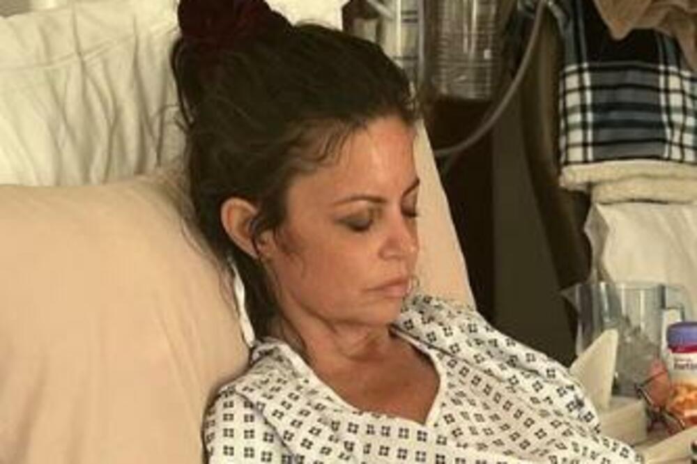 POZNATA VODITELJKA TEŠKO OBOLELA, PALA JE U KREVET: Svi je odlično znate (FOTO)