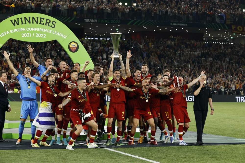 LIGA KONFERENCIJA TAKOĐE DONOSI BOGATSTVO! Zvezda i Partizan mogli bi da se ugledaju na Romu!