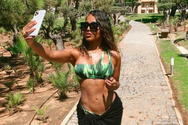 U BEOGRAD USKORO STIŽE PRAVA BOMBA! Marakana će biti "bogatija" za još jednu atraktivnu navijačicu! (FOTO)