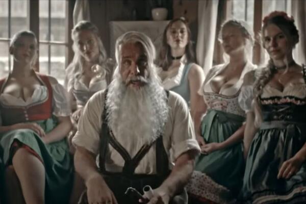 RAMŠTAJN SNIMIO EROTSKI SPOT: Pogledajte ŠTA RADI OVIM "OBDARENIM" DEVOJKAMA, AU (VIDEO)