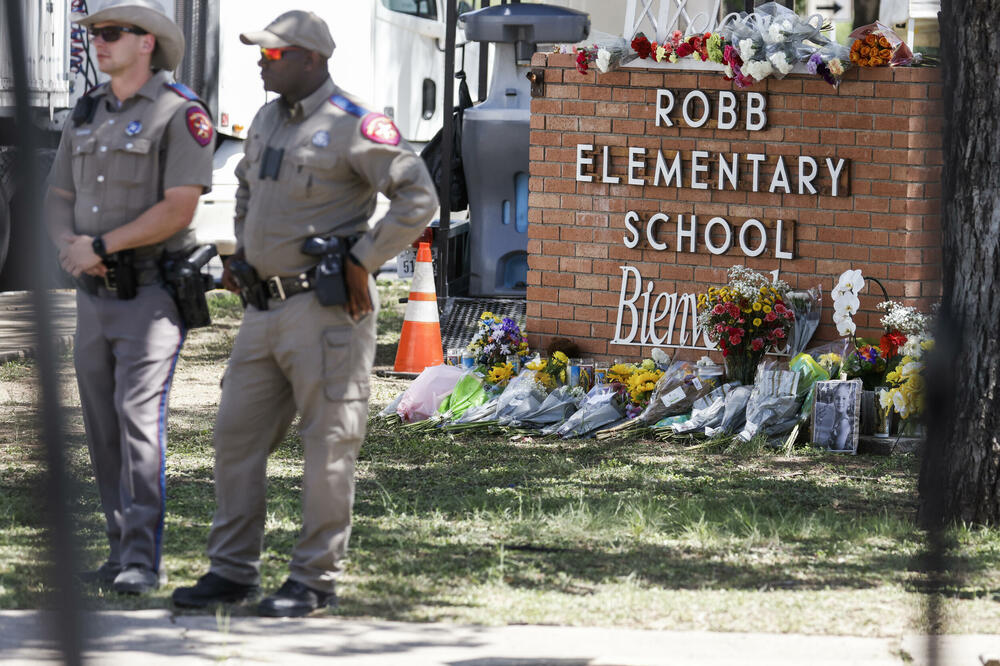 SVI POLICAJCI SUSPENDOVANI: U masovnoj pucnjavi u Teksasu ubijeno 19 učenika i dve nastavnice