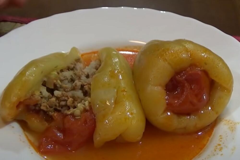 OVAKO SE SPREMAJU PRAVE SRPSKE PUNJENE PAPRIKE: Ovaj RECEPT sve DOMAĆICE MORAJU DA ZAPIŠU
