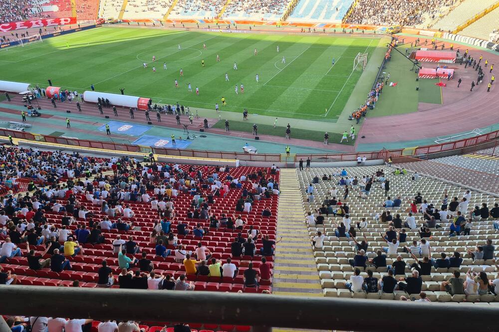 Izgledalo je da na Marakani neće imati gde igla da padne! STVARNOST JE NEŠTO DRUGAČIJA! (FOTO)