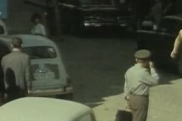 OVO JE JEDINI DOMAĆI FILM ZBOG KOJEG JE REDITELJ ZAVRŠIO U ZATVORU: Pljuvanje TITA, skidanje muškaraca i GEJ SCENE!