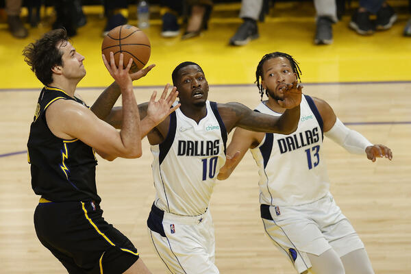 NEMANJA BJELICA U FINALU NBA LIGE! Dončić NEMOĆAN, Golden Stejt ide po 4. šampionski prsten! (VIDEO)