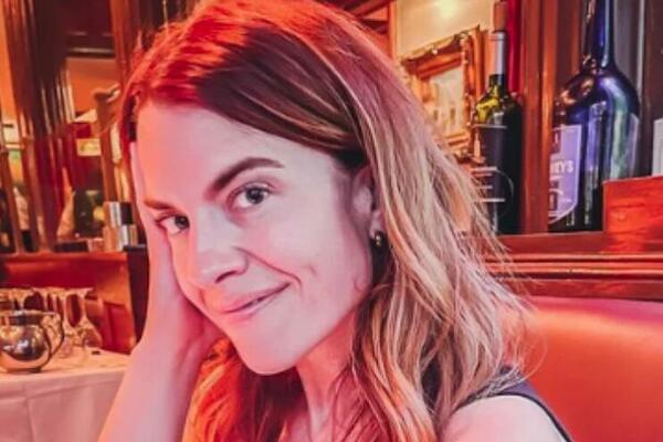 IMALA JE SE*S 365 DANA ZAREDOM SA NJIM! Pokazala šta joj se desilo sa TELOM, KOJI ŠOK (FOTO)