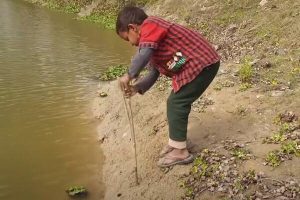 MALI INOVATOR: Dečak oduševio ceo SVET, smislio novu GENIJALNU tehniku za PECANJE - NEVEROVATNO! (VIDEO)