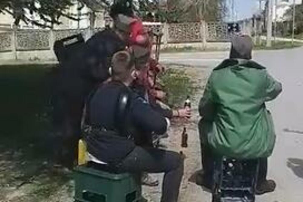 PLAKAĆETE OD SMEHA, GARANTOVANO: Ovo ima SAMO U SRBIJI, gledajte samo MAJSTORA NA BICIKLU, pa da li je REALNO?!