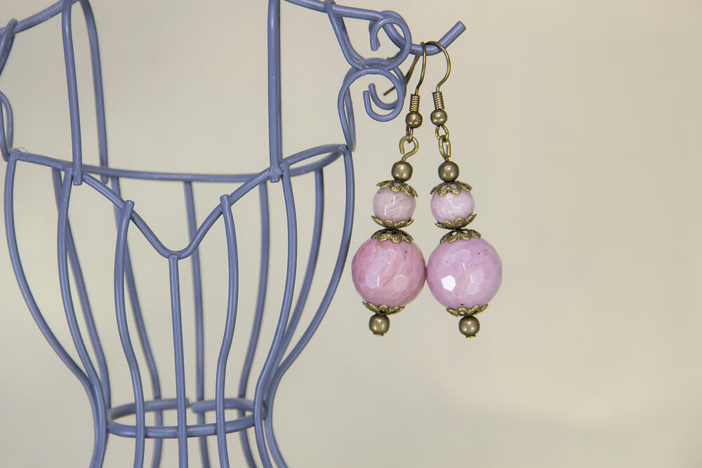 ODBRADUJTE DRAGU ŽENSKU OSOBU: Ovaj nakit će osvojiti svaku damu – sofisticiran, elegantan i moderan!