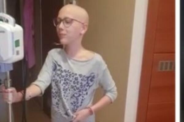 MALU MAŠU SMO OBOŽAVALI U POPULARNOJ SERIJI, A ONA SE SADA BORI ZA ŽIVOT: Scene iz BOLNICE slamaju i NAJJAČA SRCA!