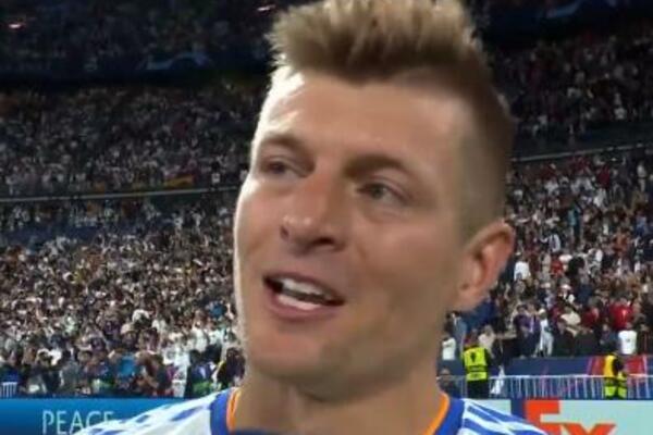 "ZA 90 MINUTA TI USPEŠ DA SMISLIŠ OVA DVA US*ANA PITANJA?" - As Reala izvređao zemljaka u prenosu uživo! (VIDEO)