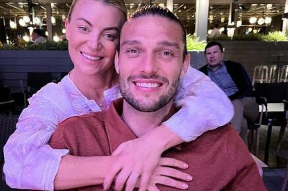 UHVAĆEN SA 2 DEVOJKE U KREVETU PRED SVADBU: Verenica KIPTI OD BESA na nekad najskupljeg igrača Premijer lige!