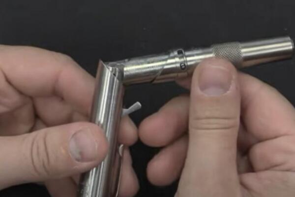 VEOMA RETKO I OPASNO ORUŽJE PRONAĐENO U ŠTEKU VELJE NEVOLJE: Nevidljivo je i TEŠKO se nalazi na TRŽIŠTU! (FOTO)