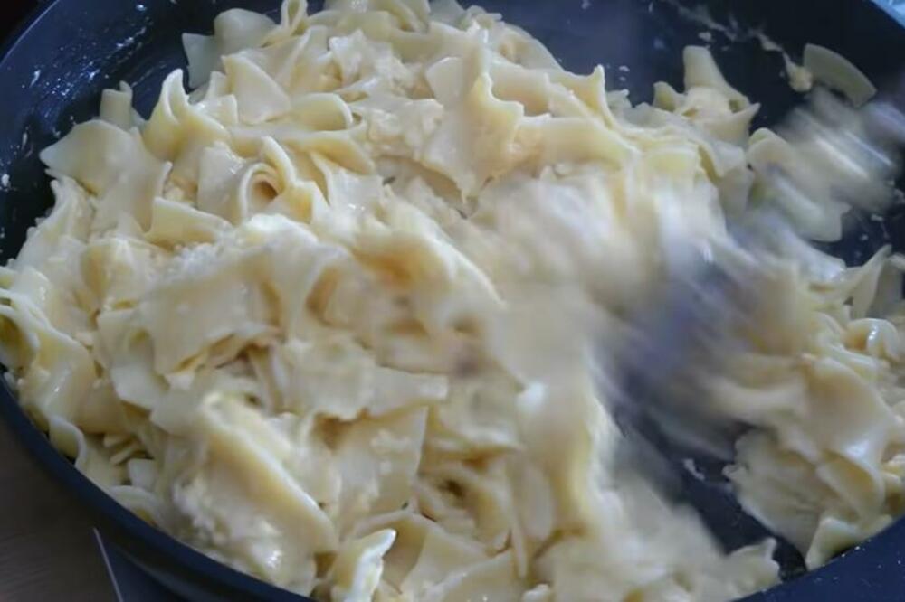 RUČAK KOJI SE SPREMA ZA SAMO 20 MINUTA: Ovakvu KREMASTU TESTENINU do sada NISTE PROBALI, 1 sastojak je POSEBAN