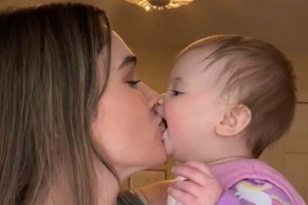 DALA JOJ OVO IME, A SADA JE NA METI HEJTERA: Mnogi se ZGROŽAVAJU ZBOG novopečene MAME (VIDEO)