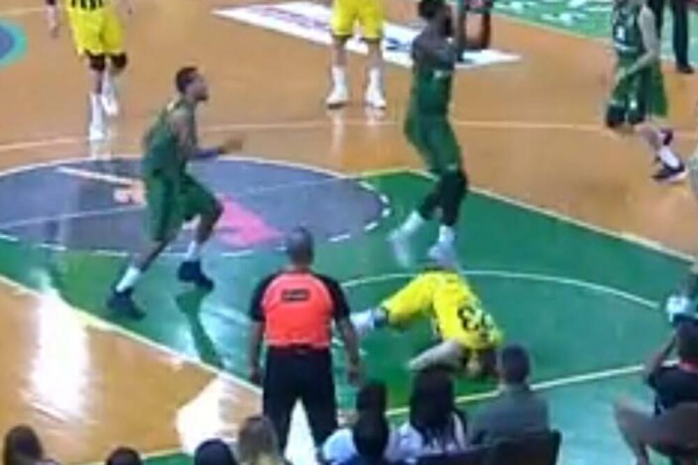 STRAVIČAN PAD GUDURIĆA! Bolno i za gledanje - UKAZIVANA POMOĆ! (VIDEO)