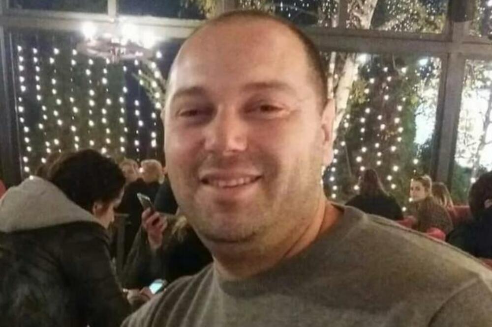 "OTIŠAO SI DA ZARADIŠ ZA PORODICU, DRUŽE MOJ": Drugovi se opraštaju od Senada koji poginuo u saobraćajnoj nesreći!