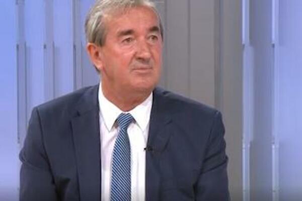 IMA LI PESTICIDA U KORI VOĆA I DA LI IH UBIJA SODA BIKARBONA? Profesor Miletić razrešio nedoumicu