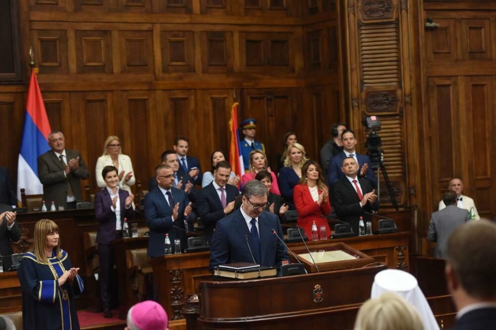 JOŠ DANAS KONSULTACIJE O NOVOJ VLADI: Četiri liste dolaze kod Vučića NA RAZGOVOR