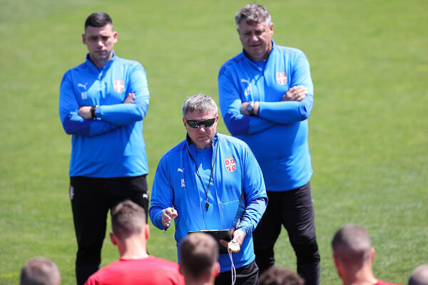 Motiv više za dokazivanje: SELEKTOR PIKSI GLEDA UTAKMICU U EVROPI - Rezervisao kartu!