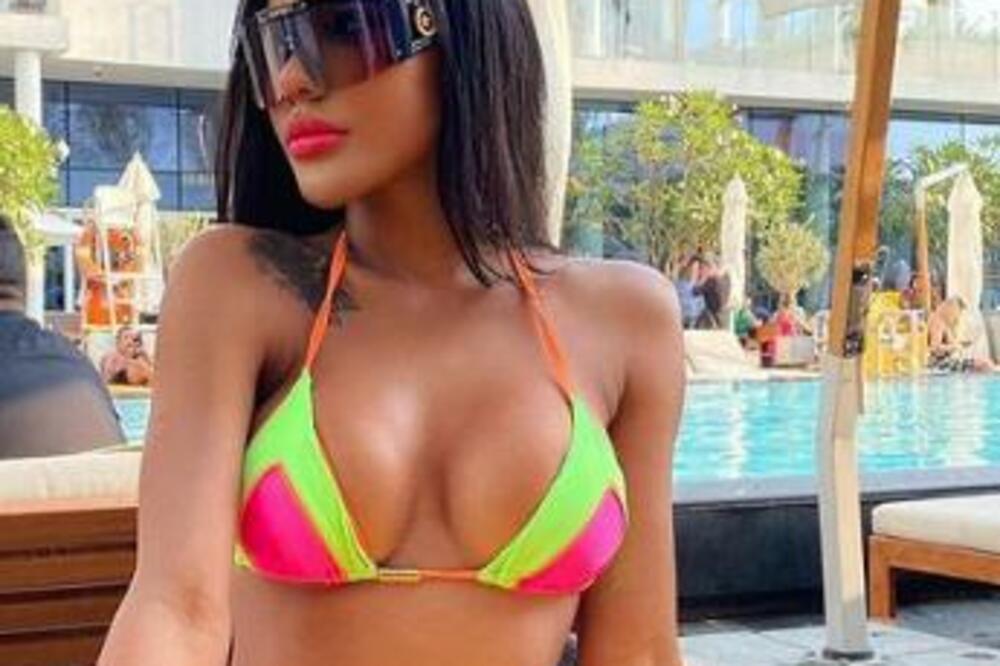 LETNJI FAVORITI: 5 modela KUPAĆIH KOSTIMA su U TRENDU ovog leta, influenserke u njima ZAPALILE INTERNET