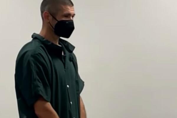 NOVE STRAŠNE VESTI IZ AMERIKE: Pucao NASUMICE u vozila, pa ubio DEČAKA (8)! (FOTO)