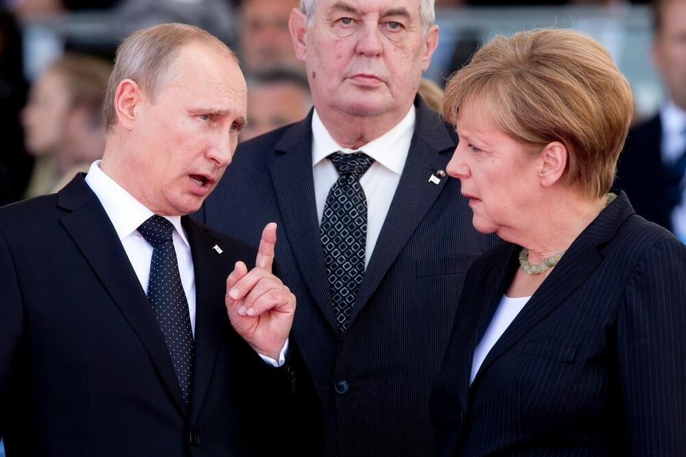 ŠOLC PRVO STAO NA STRANU MERKELOVE, PA JE ONDA ISKRITIKOVAO: Nemački kancelar nije ŠTEDEO, napravila je ovu GREŠKU!