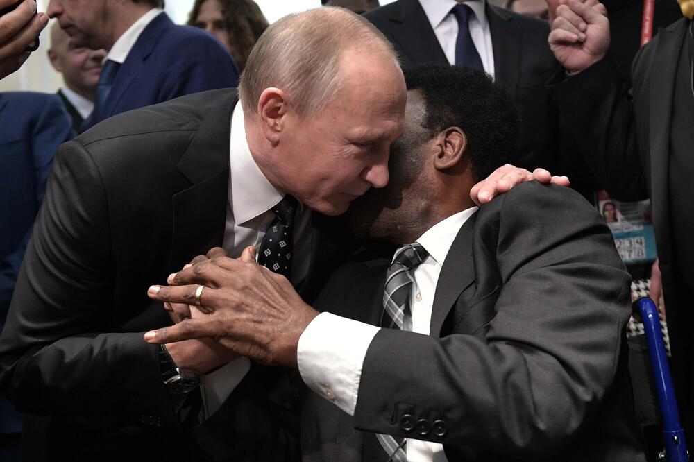 PUTIN OVO NIJE OČEKIVAO! Pele uzdrmao planetu izjavom o predsedniku Rusije! (FOTO)